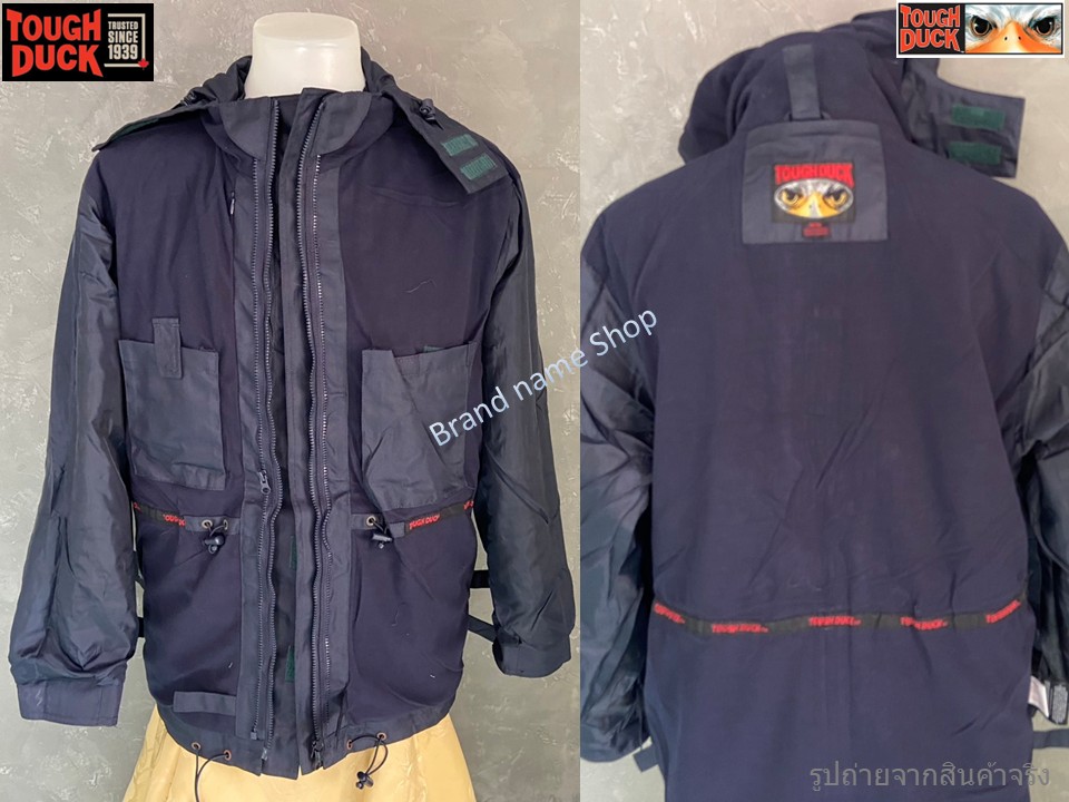 ด้านใน:
•มีกระเป๋าและช่องใส่โทรศัพท์มือถือ
•เชือกผูกปรับระดับได้
•มีซับในผ้าทริคอตตรงลำตัวให้ความ