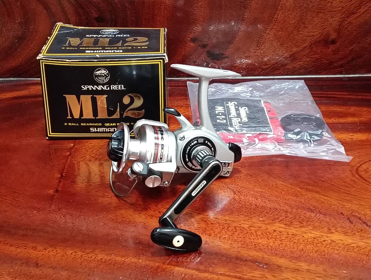 SHIMANO SPINNING REEL ML2