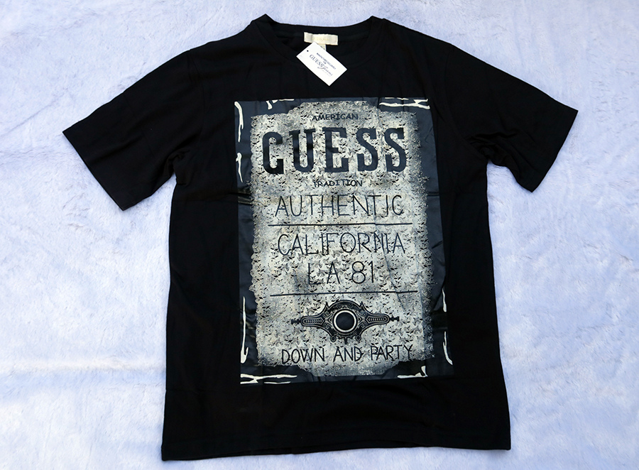 GUESS /42 เสื้อยืดแขนสั้นลายสกรีนสวยใหม่แท้ ราคารวมส่ง Flash