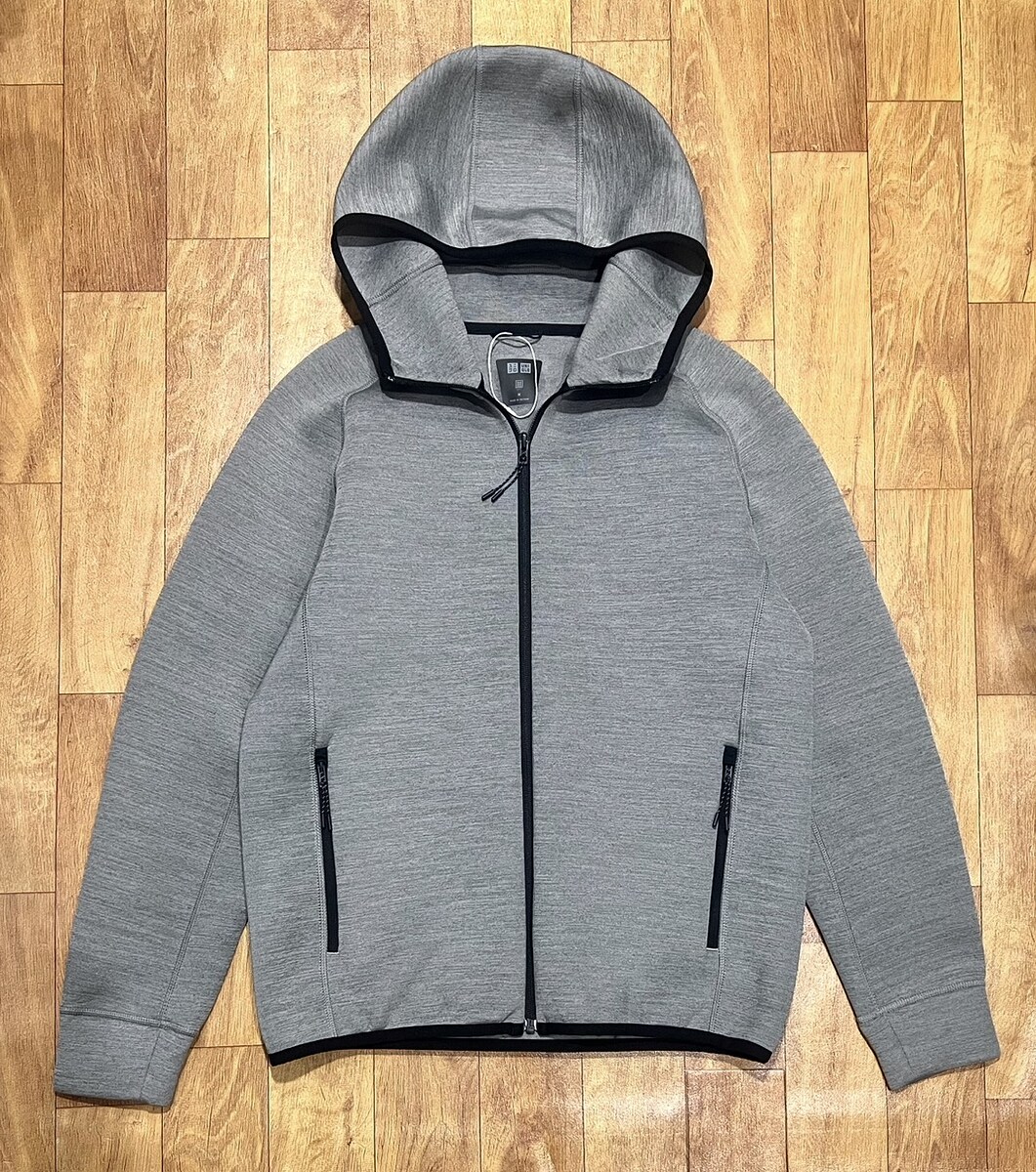 >>>> เสื้อ Uniqlo Ultra Stretch Dry Sweat Full-Zip Hoodie <<<<