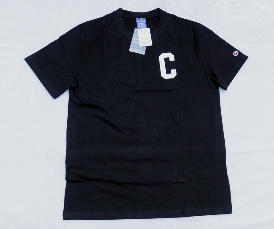 Champion /XL (46) เสื้อยืดแขนสั้นลายสกรีนหน้าและหลังสวยใหม่แท้ รวมส่ง Flash