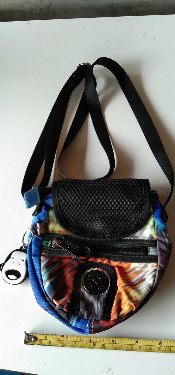 กระเป๋าสะพายข้างใบเล็ก KIPLING 