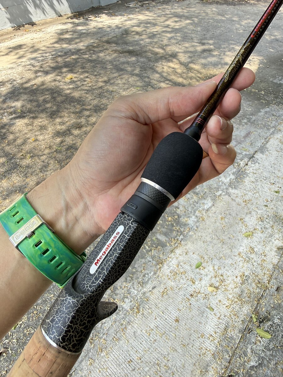 น่าเก็บ เบท Megabass ito Evolution F1.1/2-63Xti EXPADA เวท 5-14lb.