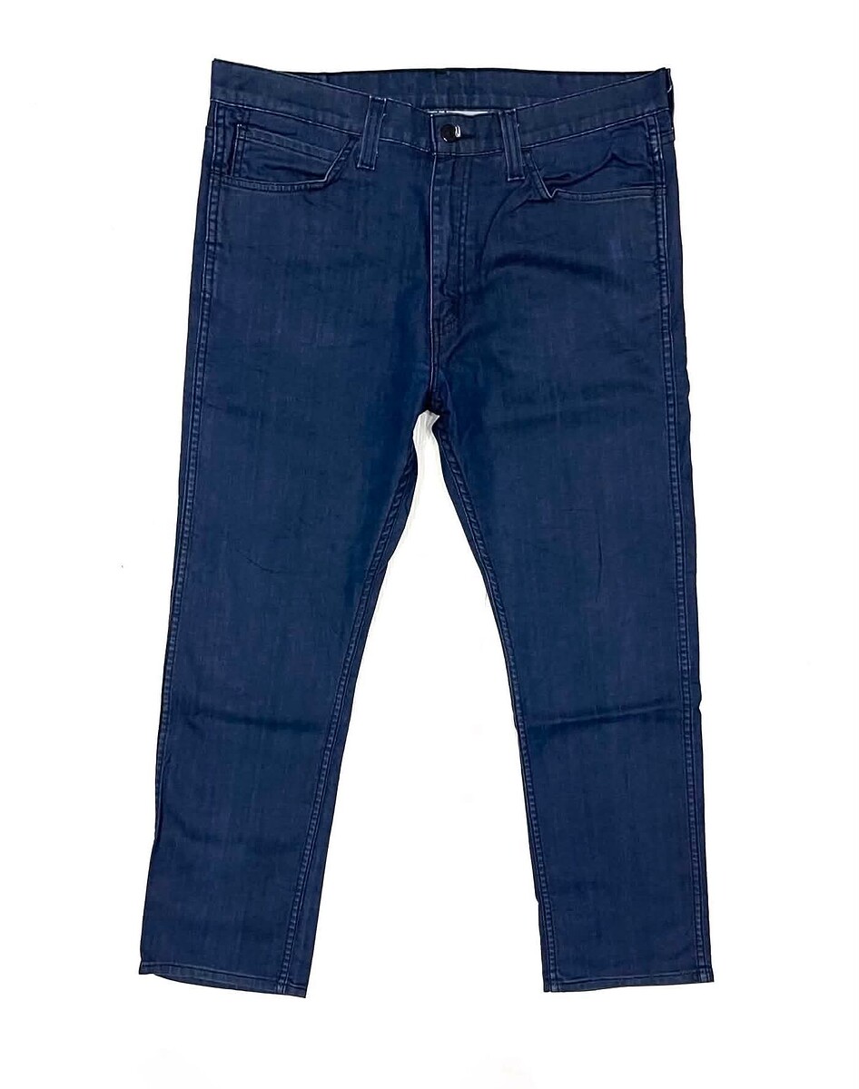 ~ € ~ กางเกงยีนส์ Levi’s 513 (36) 350.-
