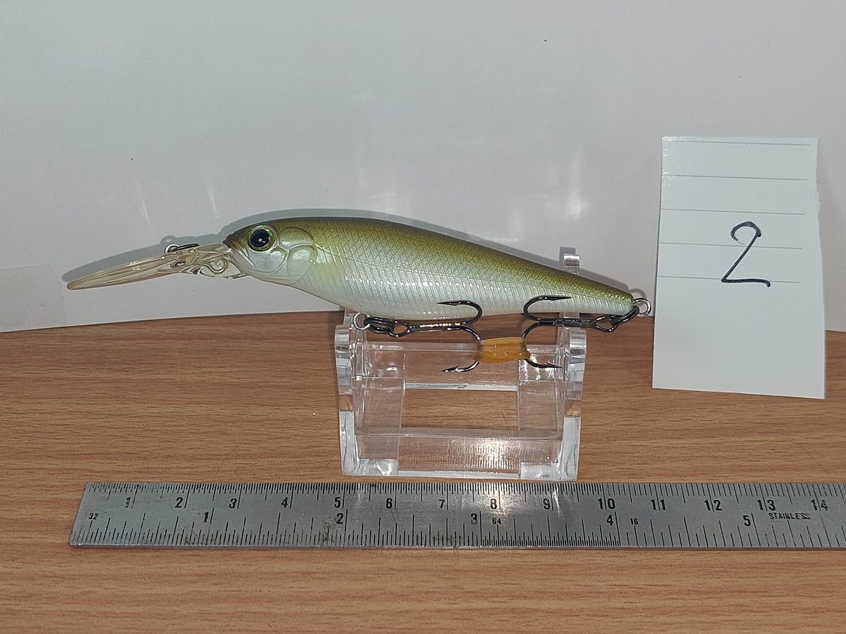   Dum fishing    LURE # 2     *** EVER GREEN  SLEDGE  7 SP    ***