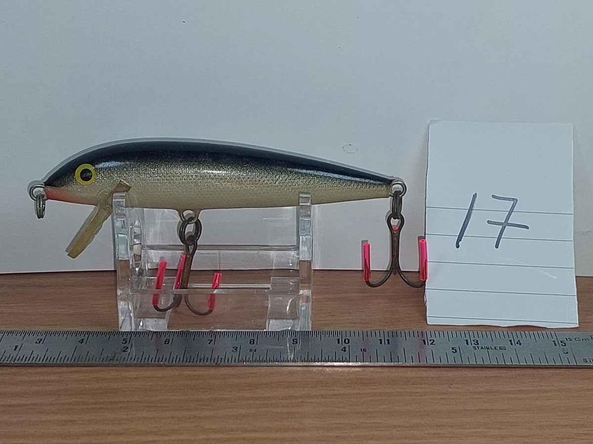   Dum fishing   LURE # 17       **** RAPALA   COUNT DOWN IRELAND   ****