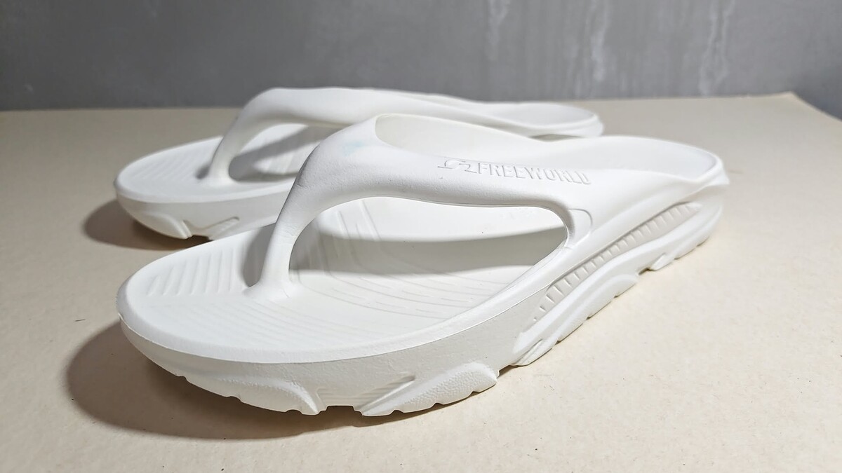 รองเท้าแตะเพื่อสุขภาพ Freeworld FW100K WHT Recovery Flip-Flop สีขาว Size 41 / 26