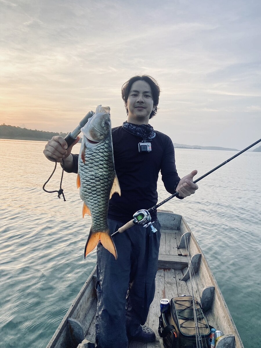 ทางบูมอยู่เฝ้ากระสูบรังต่อจนใกล้ค่ำ
ผลประกอบการก็ได้กระสูบใหญ่ๆมาอีกตัว

สรุปรวมสกอร์ของบูมวันนี้