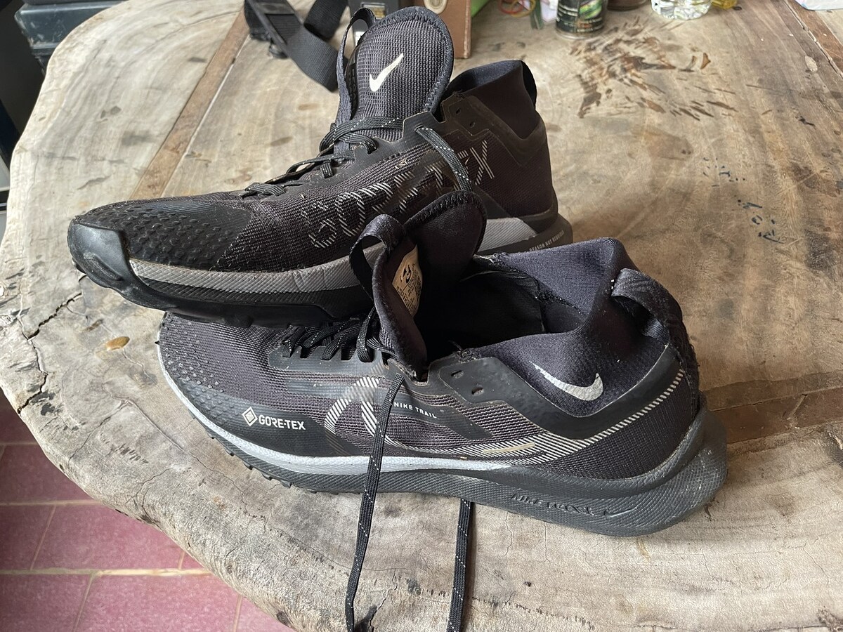 ปรับราคา รองเท้าNike trail เบอร์ 10.5 US