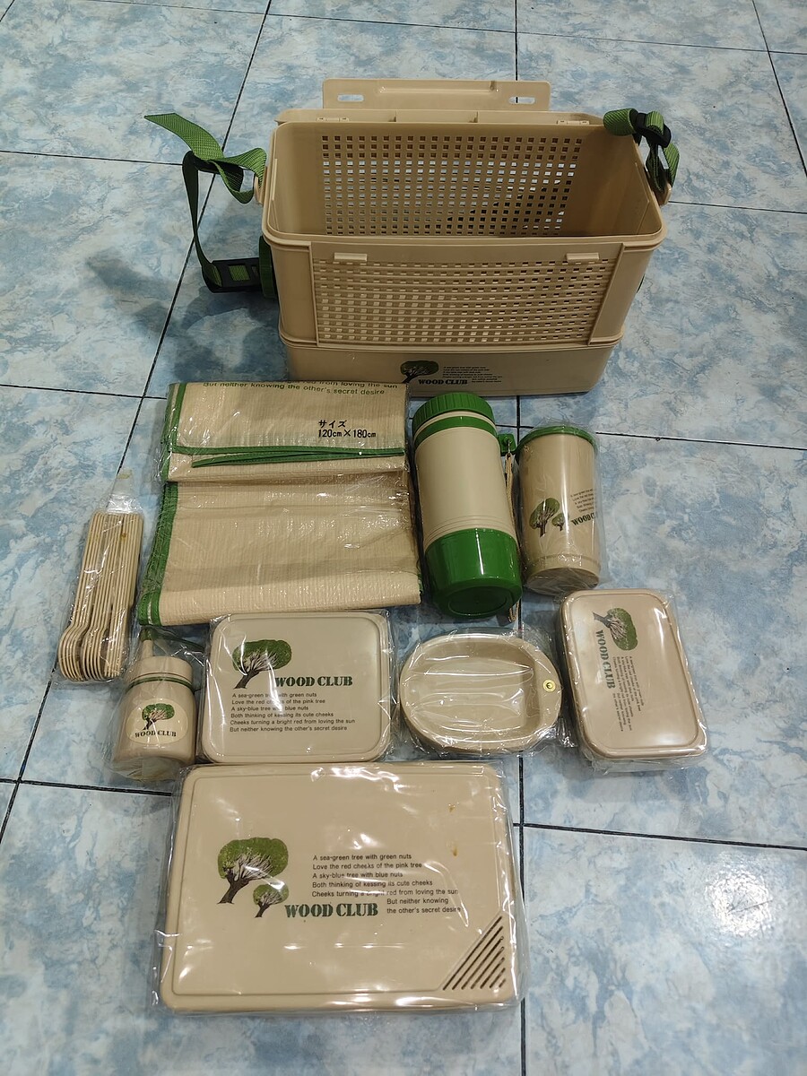 Made​ in​ japan ยี่ห้อ WOOD CLUB ชุดปิคนิ​กพร้อมอุปกรณ์ งาน​ญี่ปุ่น​สภาพ​ใหม่​