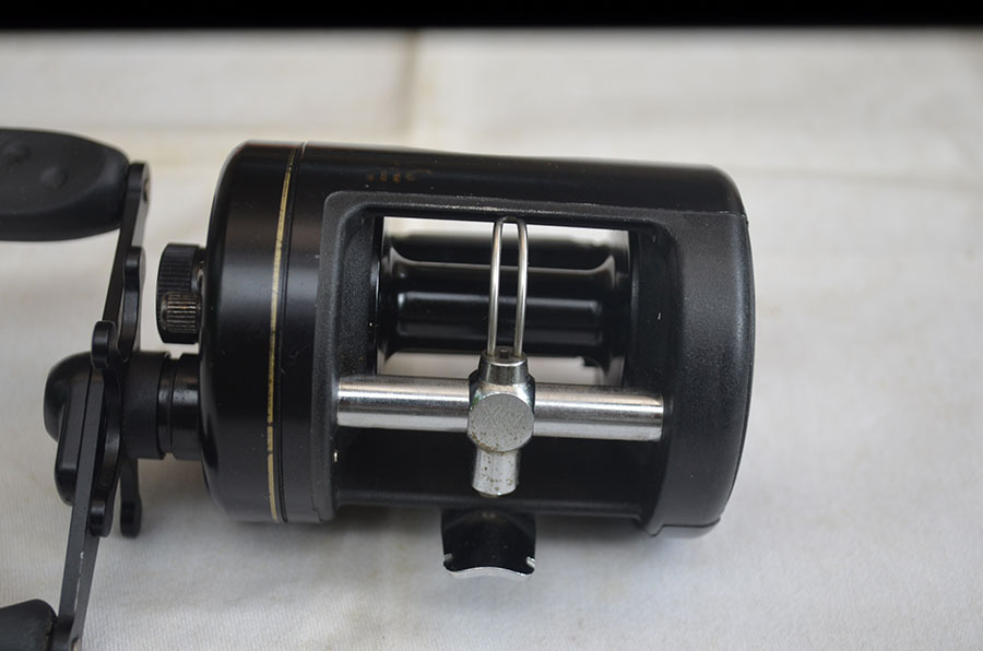 ABU 5600CL Black MAX ... 