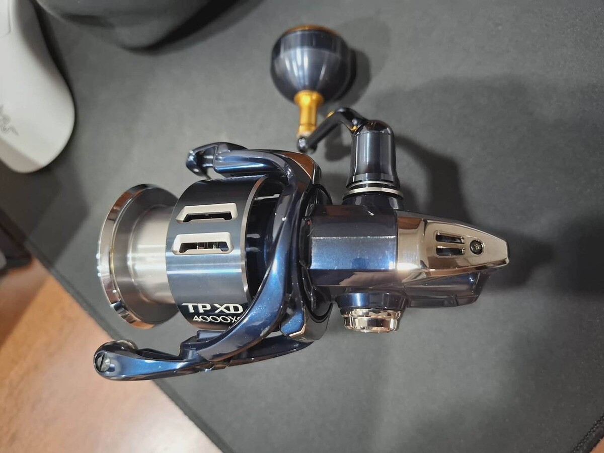 ขาย twinpower xd 4000xg ปี 2021 พร้อม knob yumeya
สภาพสวย หมุนไม่ขึ้นมือ มีกล่องคู่มือครบ knob เดิม