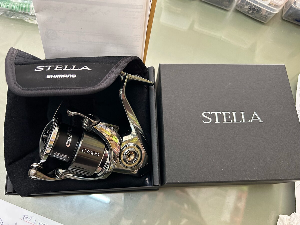Shimano Stella C3000 22’  new in Box..