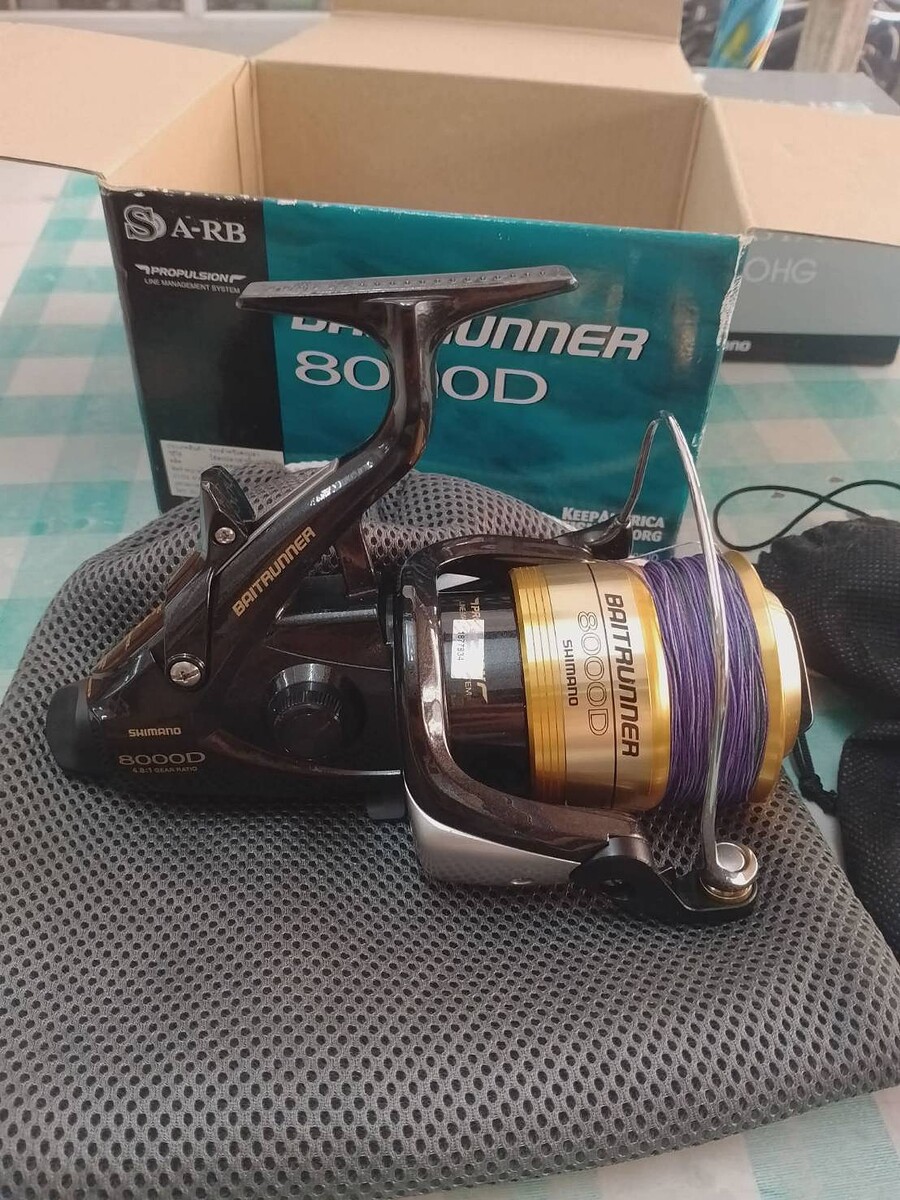 Shimano Baitrunner 8000D
กล่อง ถุง ครบ สายแถมให้ สภาพสวยๆใช้งานน้อยมาก ภายในเนียนๆ เกือบใหม่
ราคา 