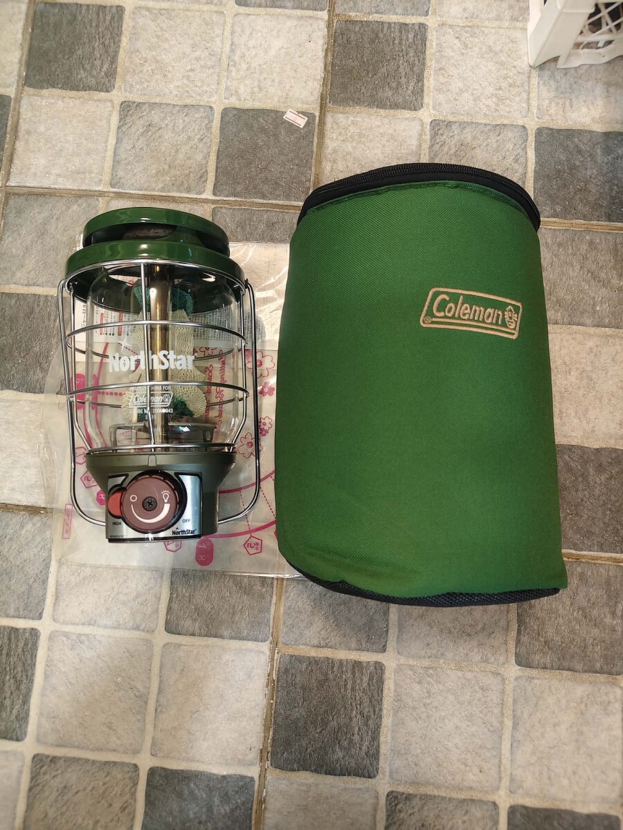 ลดๆ ตะเกียงแก๊ส Coleman 2500 North Star LP Gas Lantern สีเขียว