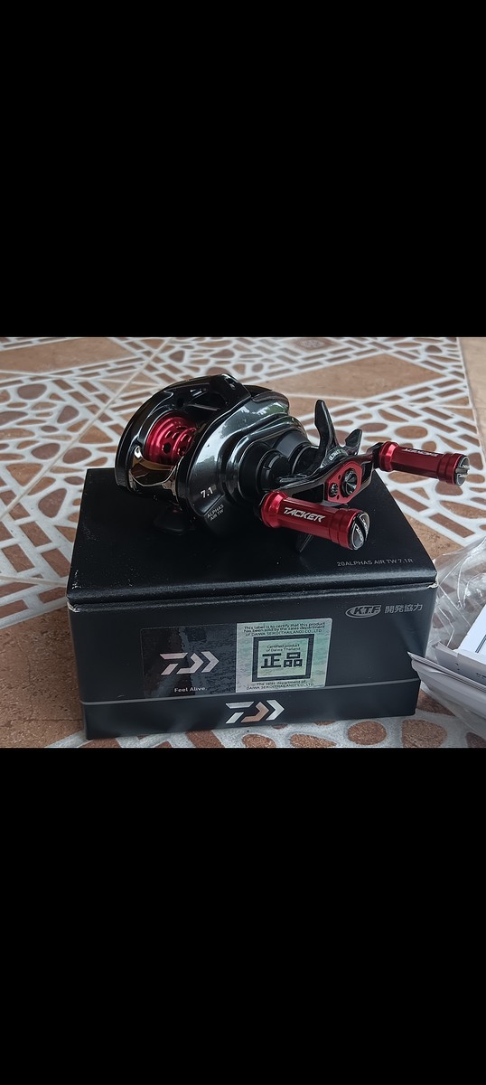 รอก Daiwa Alphas
